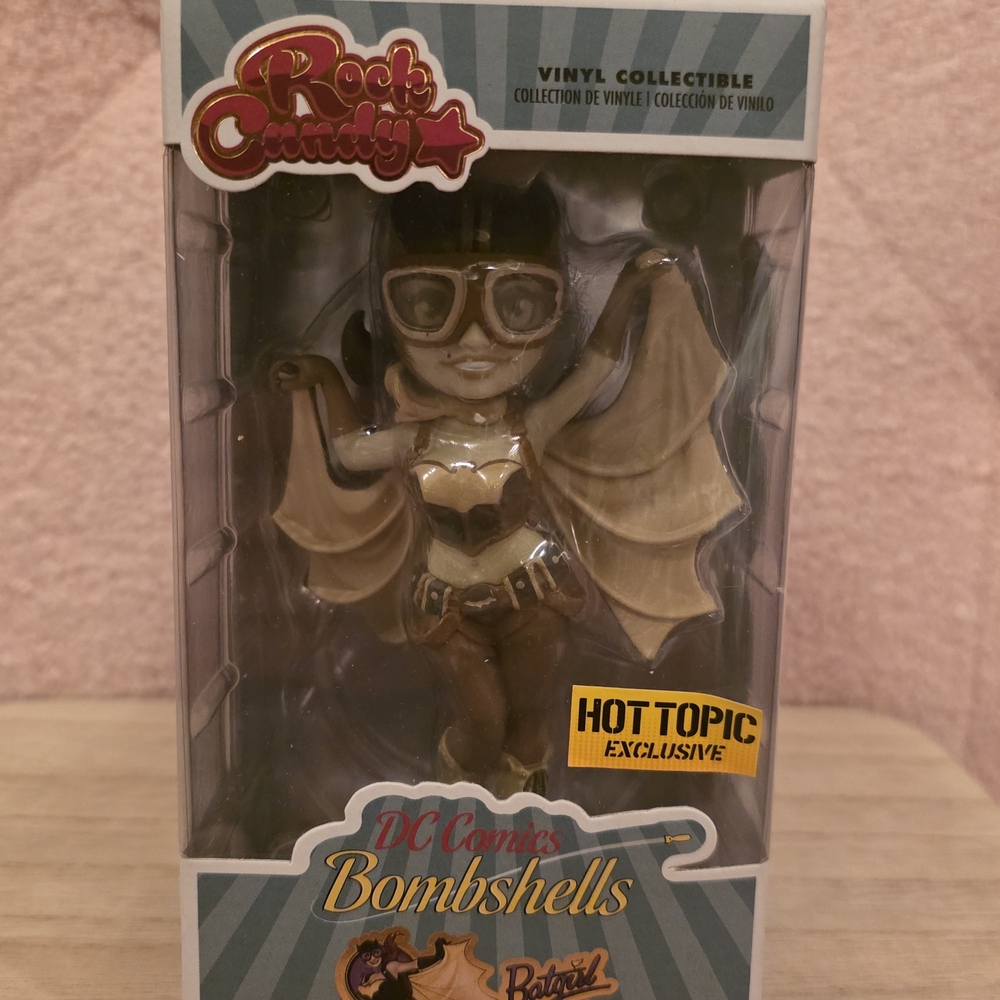 Funko Rock Candy DC Comics Bombshells Vinyl Figure - Black and Gold